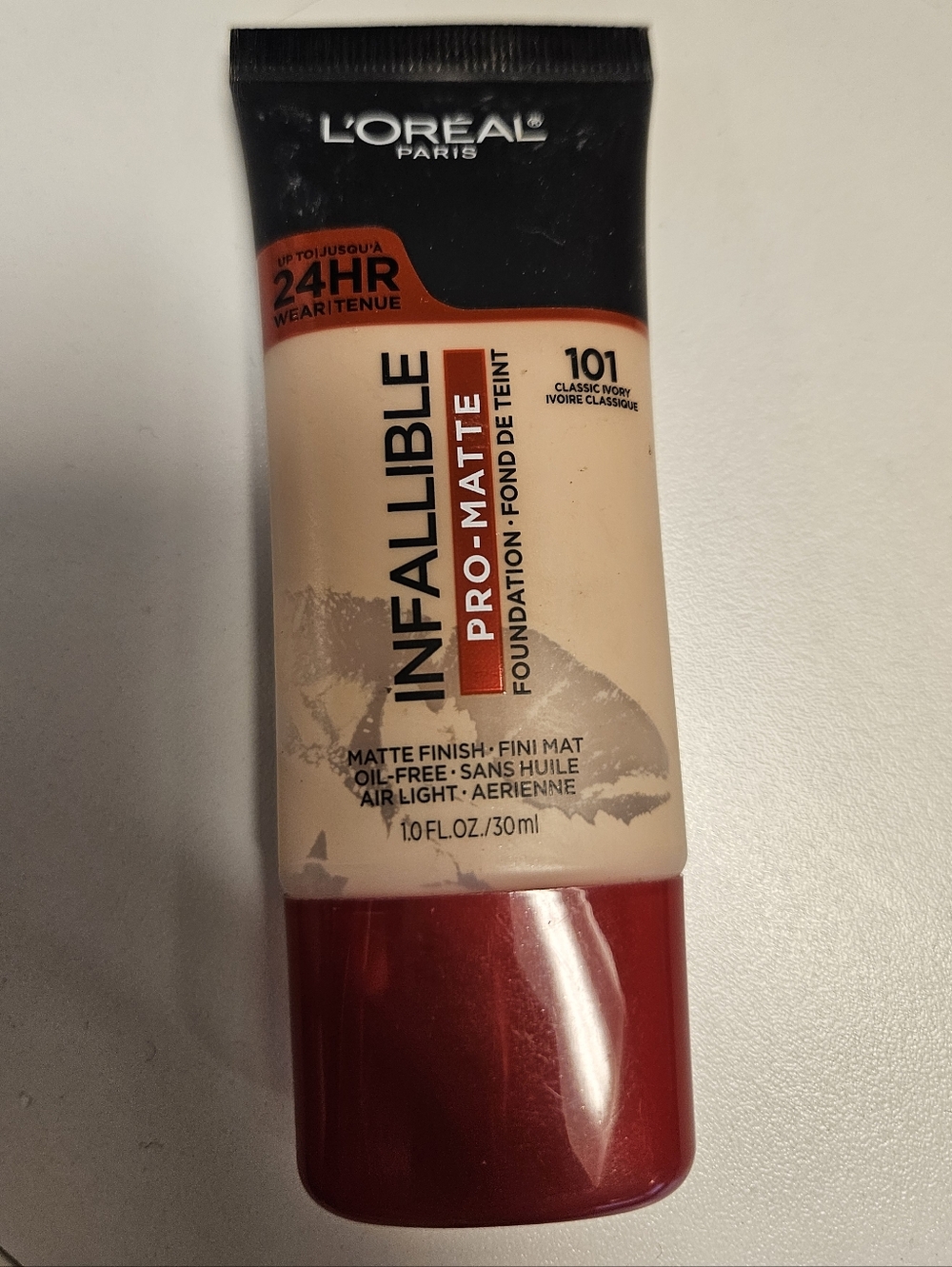 NWT L'Oreal Infallible Pro-Matte Foundation In 101 Classic Ivory Medium Coverage